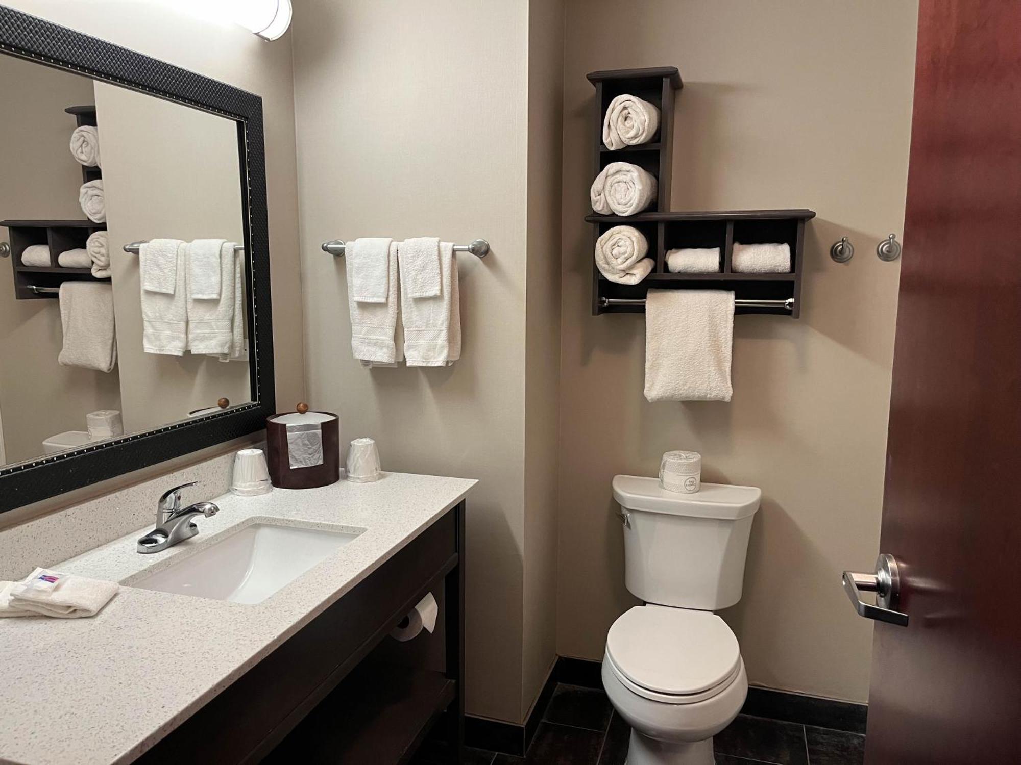 Hampton Inn Pearsall Exteriör bild