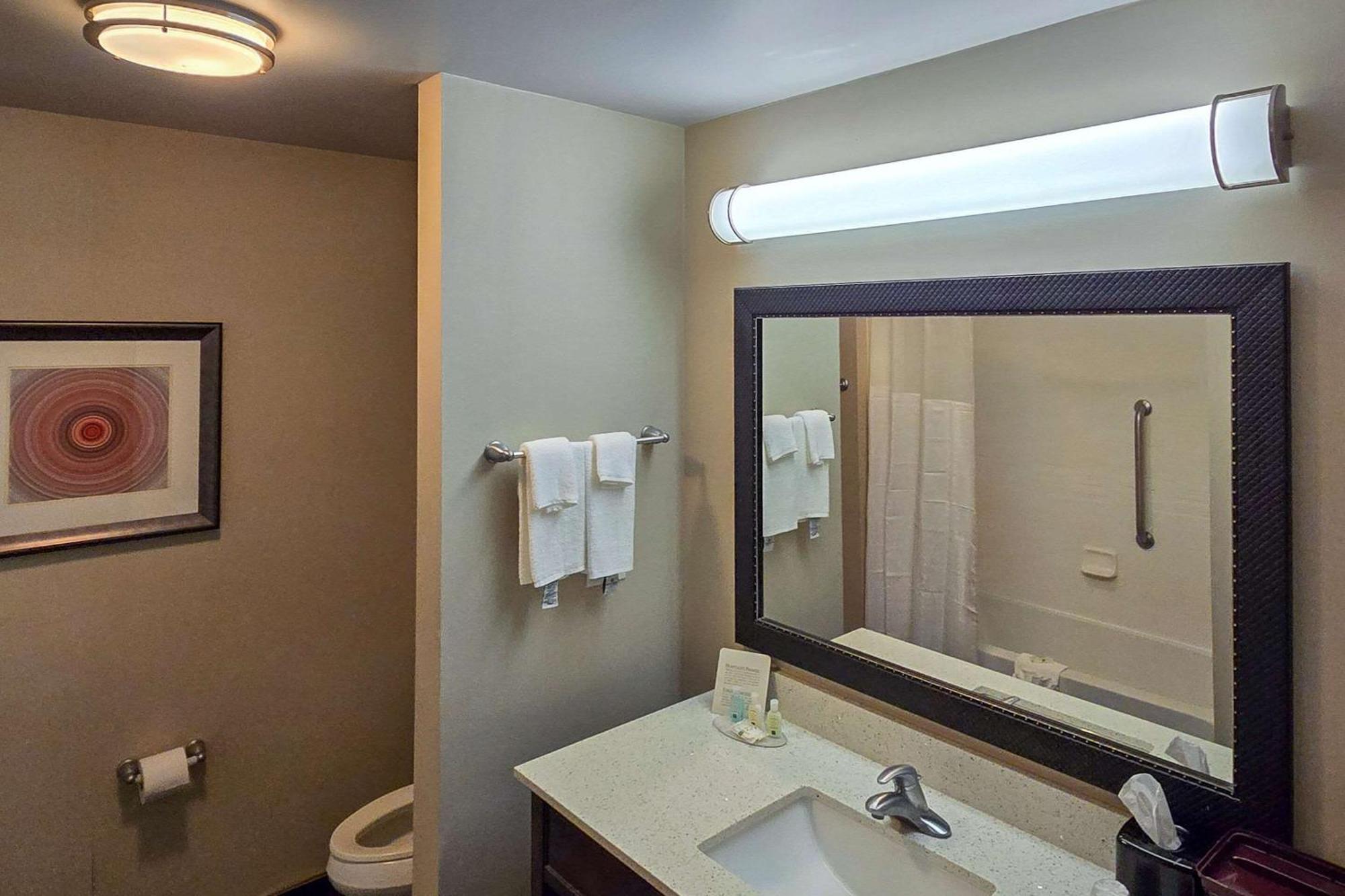 Hampton Inn Pearsall Exteriör bild