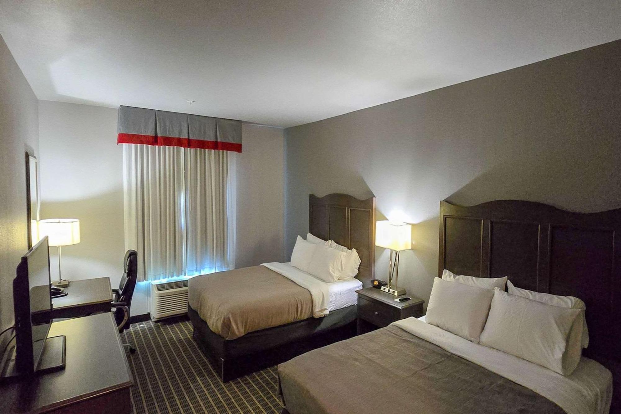 Hampton Inn Pearsall Exteriör bild